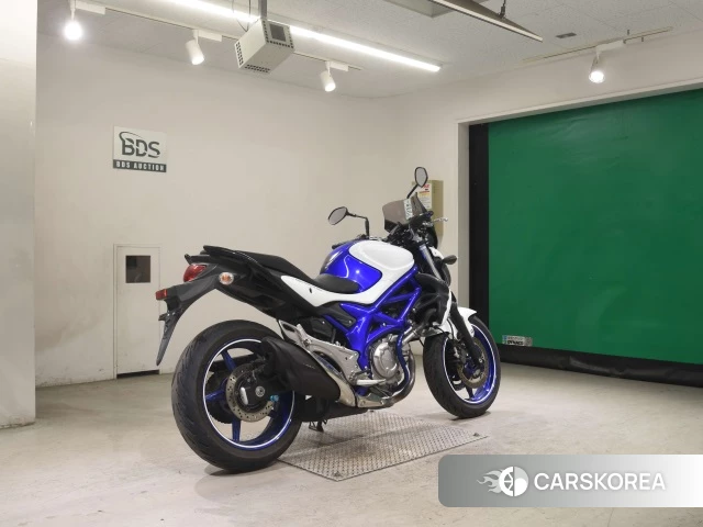 Проданный Suzuki GLADIUS 400 2012 из Японии, фото 4