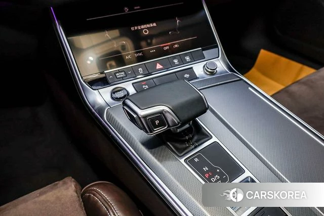 Audi A7L id 4298028 из Китая 29