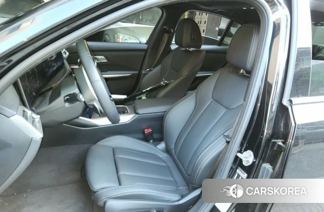 BMW 3 Series (G20) 2025 Черный из Кореи, фото 5