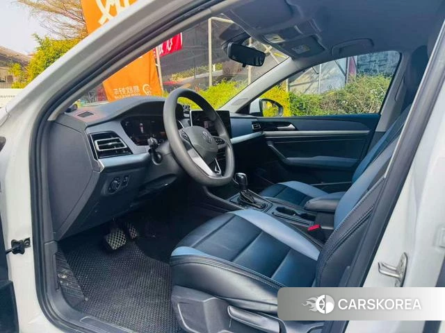 Volkswagen Lavida 2024 Белый из Китая, фото 5