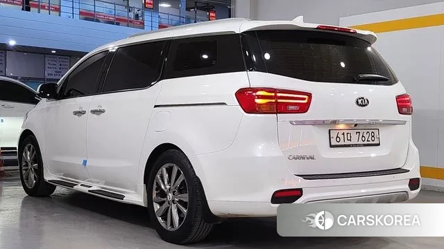 Kia The New Carnival id 3757103 из Кореи 15