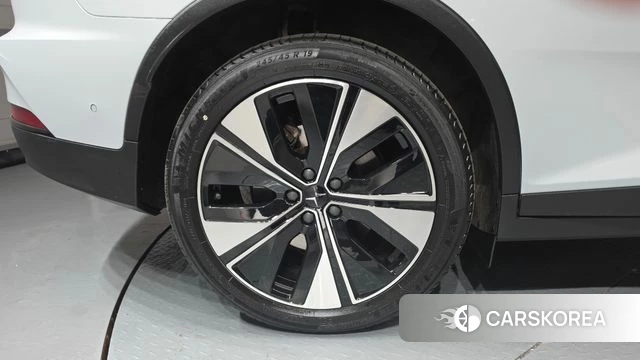 Polestar Polestar 2 id 4302967 из Кореи 25