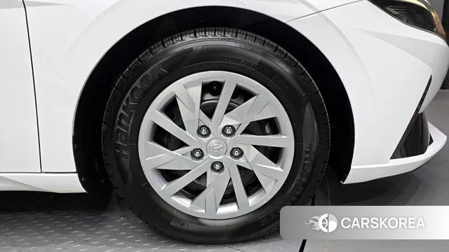 Hyundai Avante (CN7) id 2975667 из Кореи 15