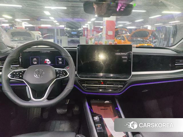 Volkswagen Passat 2025 Черный из Китая, фото 5
