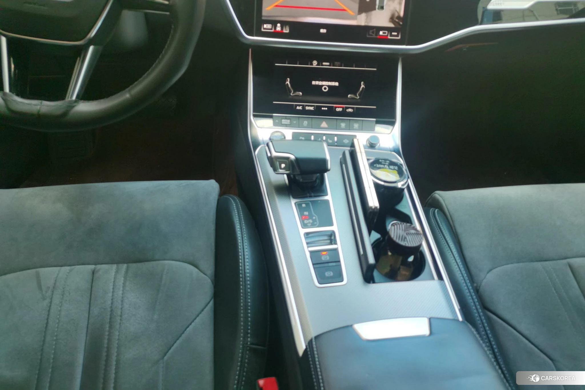 Audi A6L id 4437572 из Китая 12