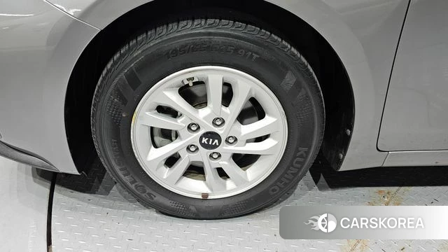 Kia Come New K3 id 4203609 из Кореи 15