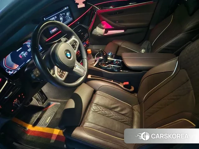 BMW 5 Series (G30) 2023 Белый из Кореи, фото 5