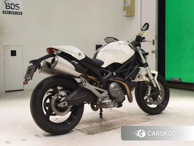 Проданный Ducati MONSTER 696 2012 из Японии, фото 2