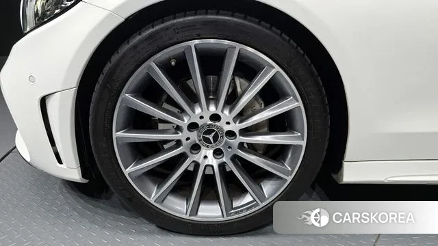 Mercedes-Benz C-Class W205 id 3417904 из Кореи 15