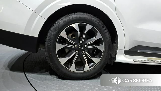 Kia Carnival 4th generation id 4324354 из Кореи 25