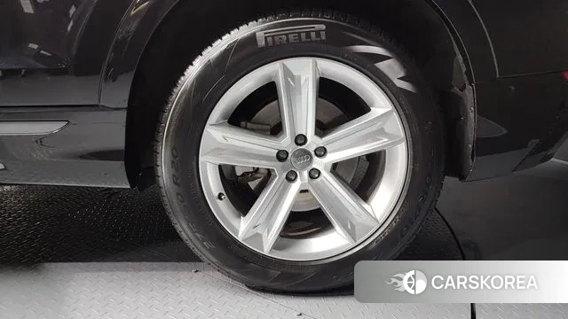 Audi Q8 (4M) id 3525361 из Кореи 15