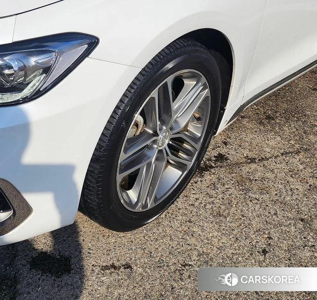 Hyundai Grandeur IG 2019 Белый из Кореи, фото 5