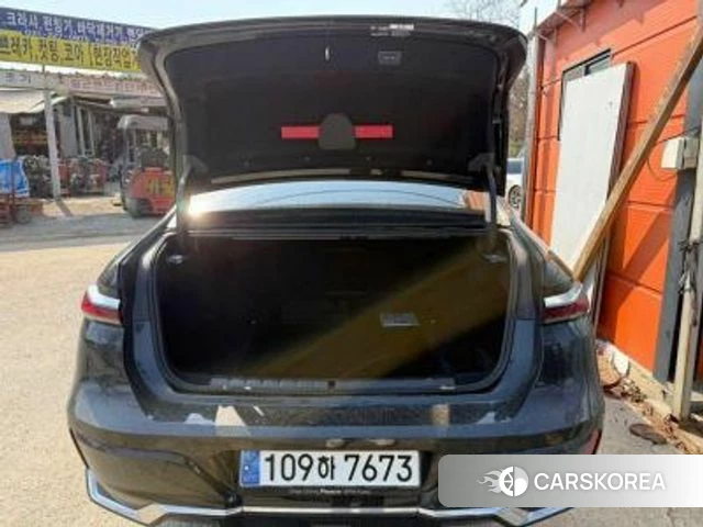 BMW 7 Series (G70) id 3831365 из Кореи 11