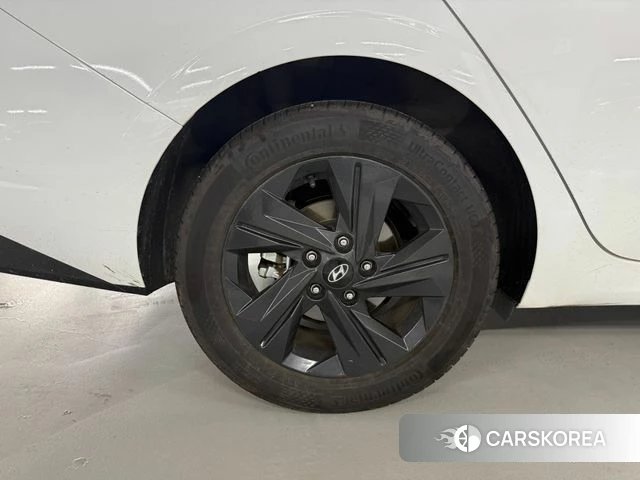 Hyundai Avante (CN7) id 4608926 из Кореи 10