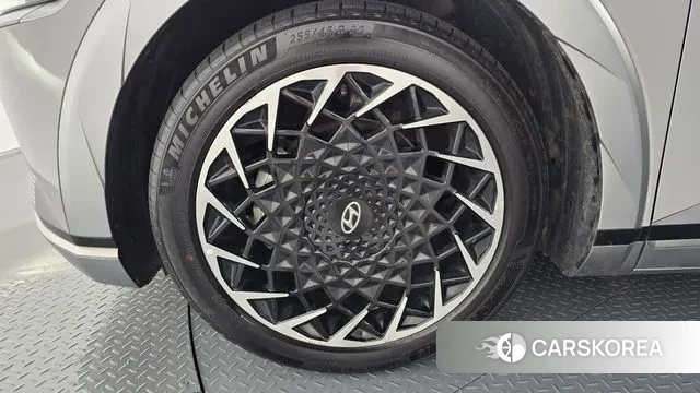 Hyundai Ionic 5 id 3251873 из Кореи 15