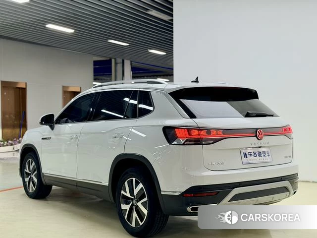 Volkswagen Tanyue 2023 Белый из Китая, фото 5