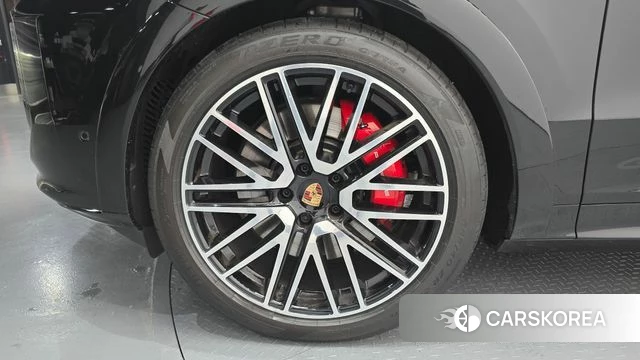 Porsche Cayenne (PO536) id 3882801 из Кореи 15