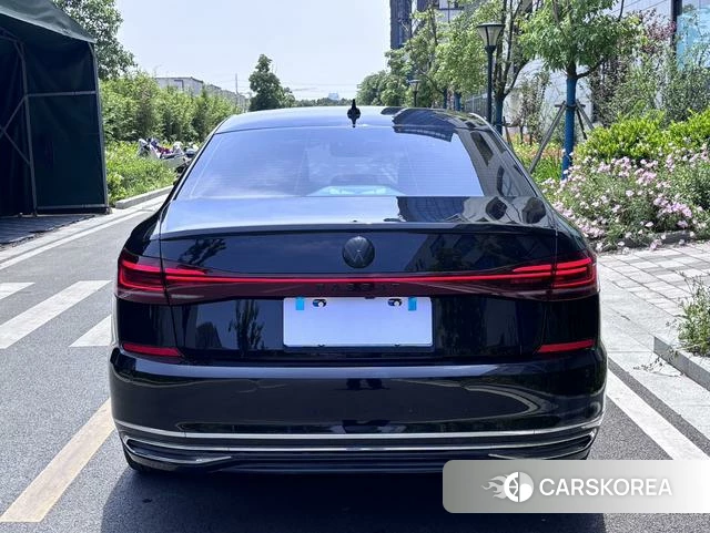 Volkswagen Passat id 4359250 из Китая 11