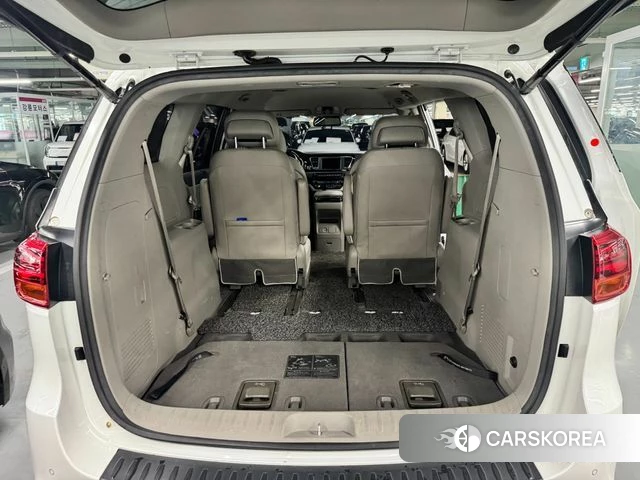 Kia The New Carnival id 4742092 из Кореи 10