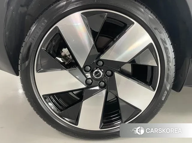 Volvo XC40 Richards id 3371454 из Кореи 15