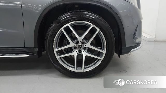Mercedes-Benz GLE - Class W166 id 4448145 из Кореи 12