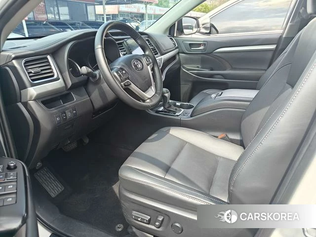 Toyota Highlander 2021 Белый из Китая, фото 5