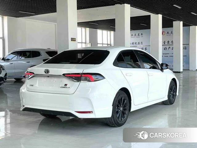 Toyota Corolla id 4273525 из Китая 13