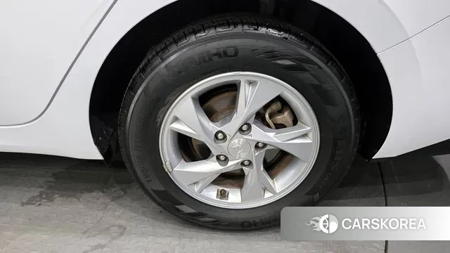 Hyundai Avante (CN7) id 3213663 из Кореи 15