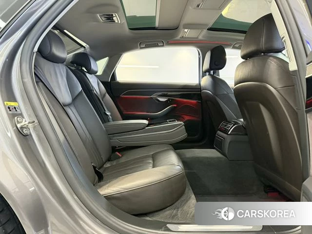Audi A8 id 4213683 из Китая 12