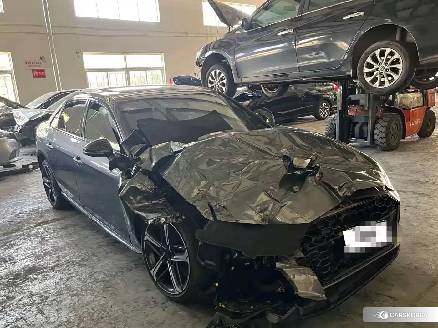 Audi A4L id 4546107 из Китая 7