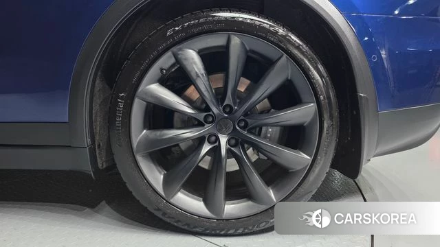 Tesla Model X id 4344766 из Кореи 31