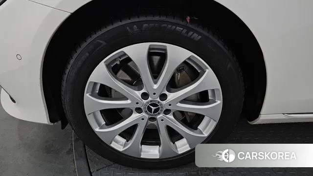 Mercedes-Benz E-Class W213 id 3489093 из Кореи 15