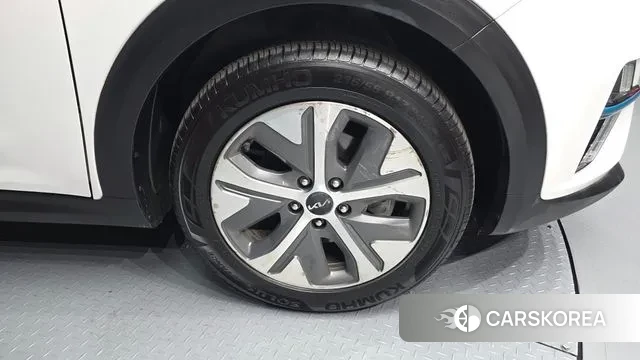 Kia Niro EV id 3697409 из Кореи 15