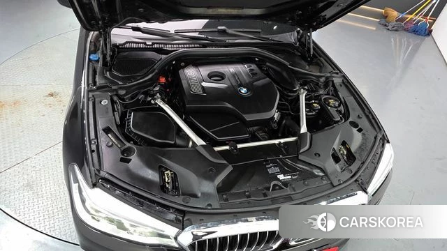 BMW 5 Series (G30) id 4689327 из Кореи 29
