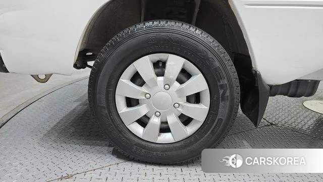 Chevrolet (GM Daewoo) New Labo id 4464798 из Кореи 15