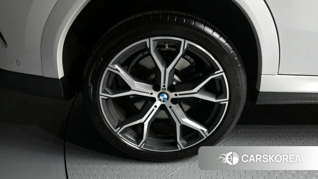 BMW X6 (G06) id 4187310 из Кореи 27