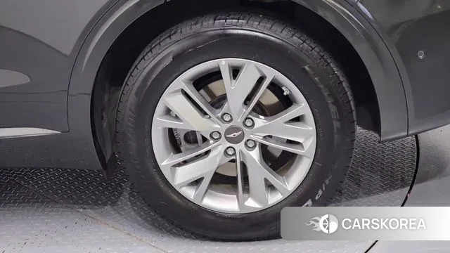 Genesis GV70 id 3179927 из Кореи 15