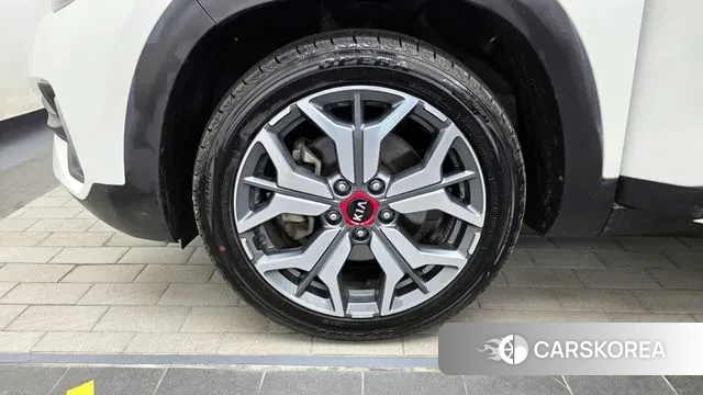 Kia Seltos id 3592899 из Кореи 15