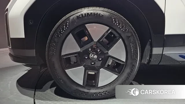 Hyundai Santa Fe (MX5) id 3544753 из Кореи 15