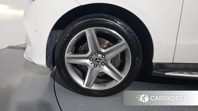 Mercedes-Benz GLE - Class W166 id 3515148 из Кореи 15
