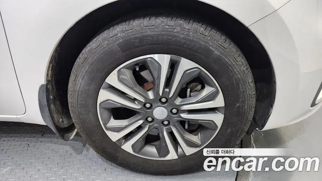 Kia The New Carnival id 2803381 из Кореи 15