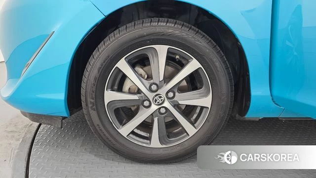 Toyota Prius C id 4424509 из Кореи 15