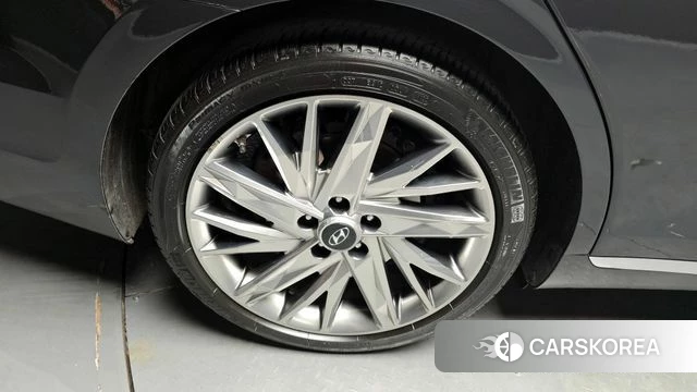 Hyundai The New Grandeur IG id 3924437 из Кореи 15