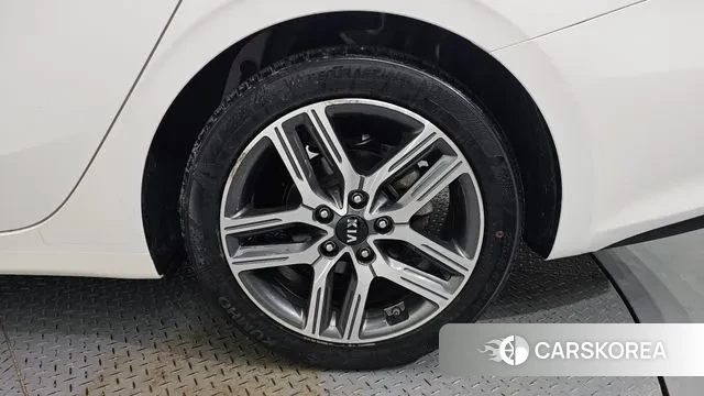 Kia Come New K3 id 3766799 из Кореи 15