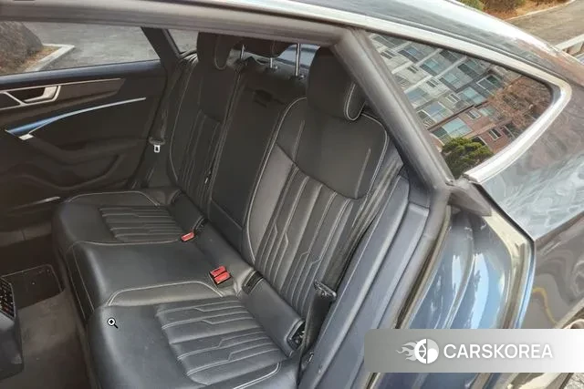 Audi A7 (4K) id 3530087 из Кореи 8