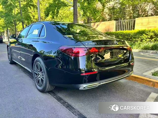 Mercedes-Benz E-class 2026 Черный из Китая, фото 5