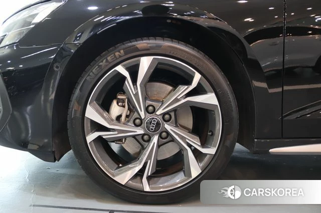 Audi A3 (8Y) id 4354145 из Кореи 15