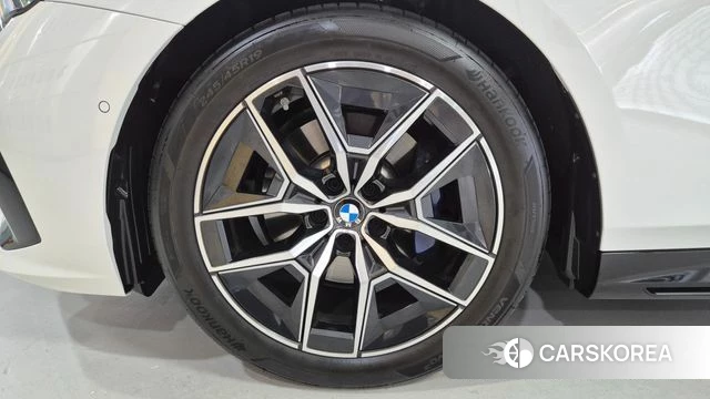 BMW 5 Series (G60) id 4915689 из Кореи 15