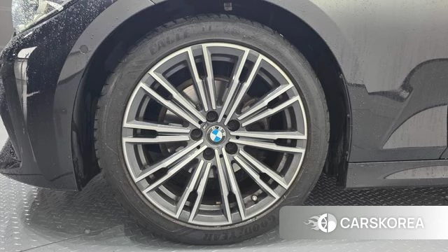 BMW 3 Series (G20) id 4529553 из Кореи 27