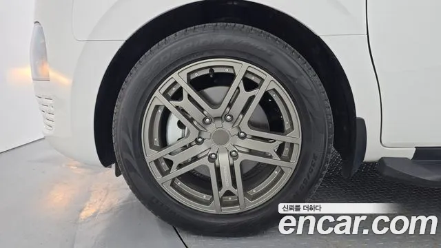 Hyundai Staria id 2837649 из Кореи 15